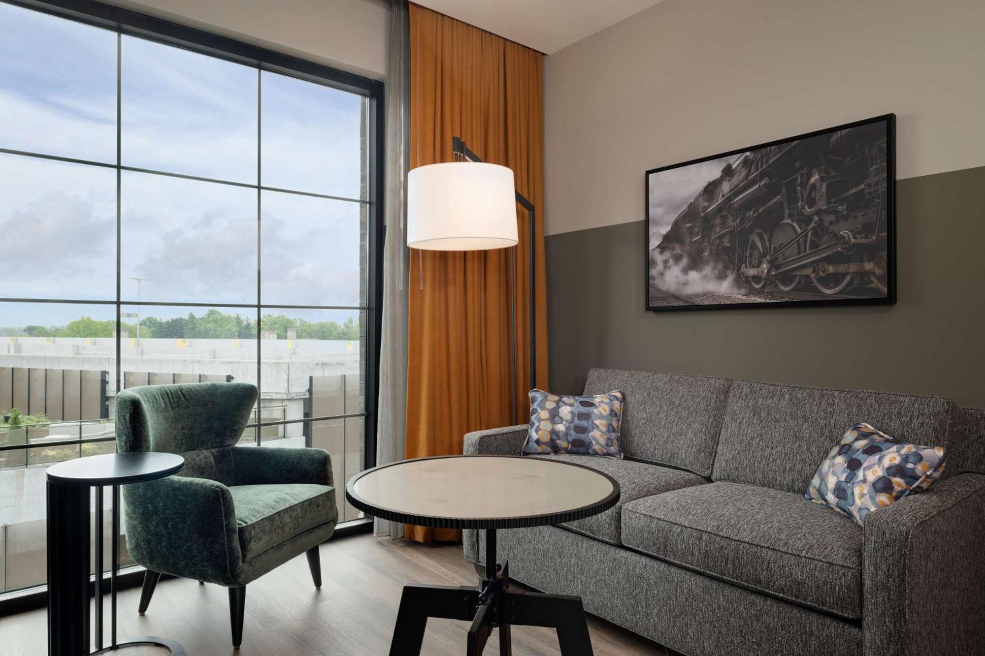 Hotel Nickel Plate Fishers, Tapestry Collection By Hilton 외부 사진