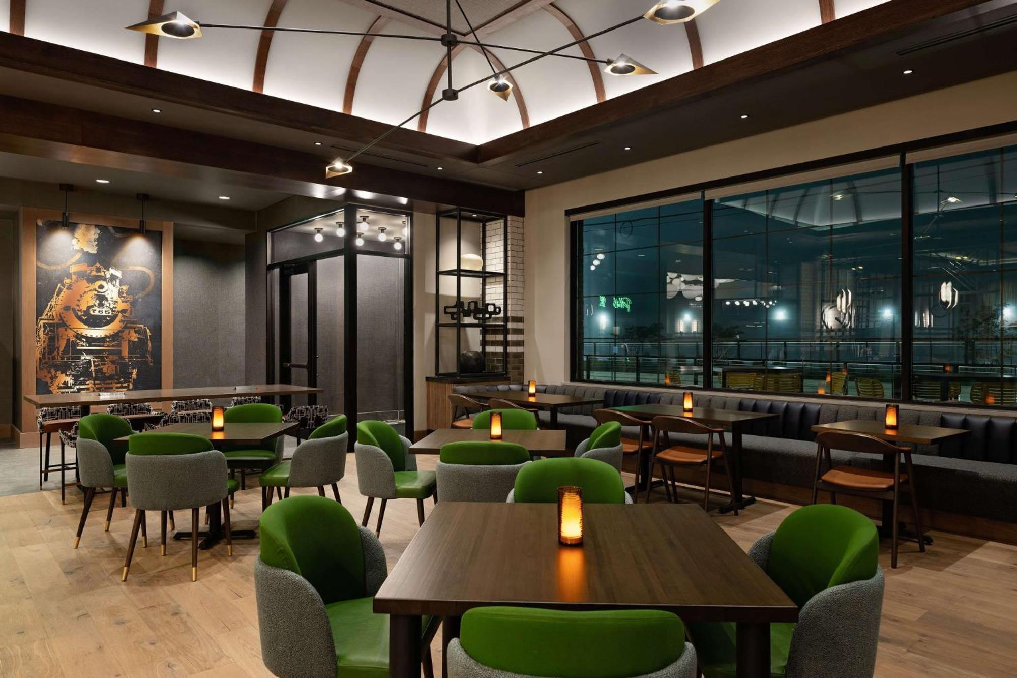 Hotel Nickel Plate Fishers, Tapestry Collection By Hilton 외부 사진