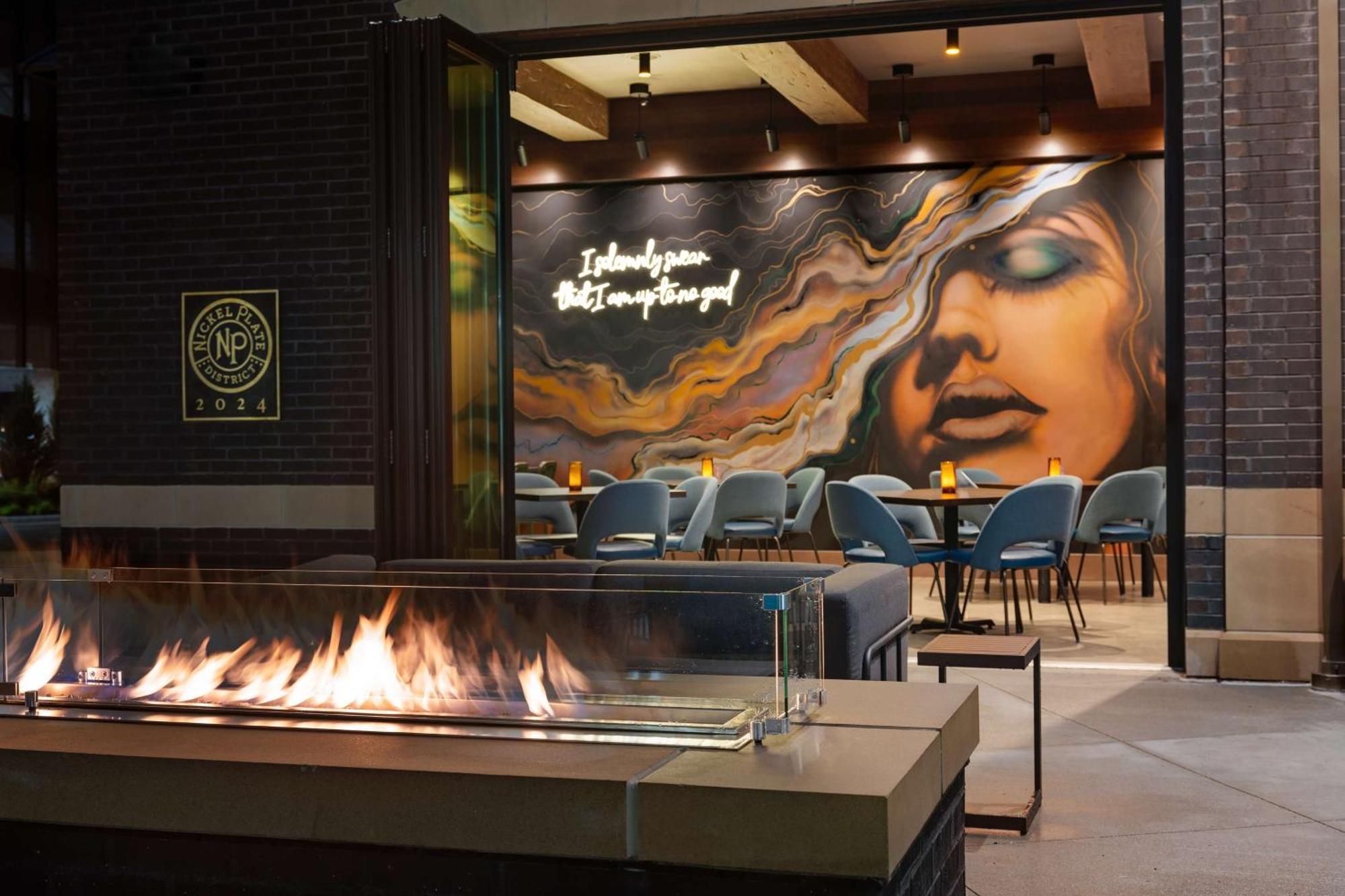 Hotel Nickel Plate Fishers, Tapestry Collection By Hilton 외부 사진